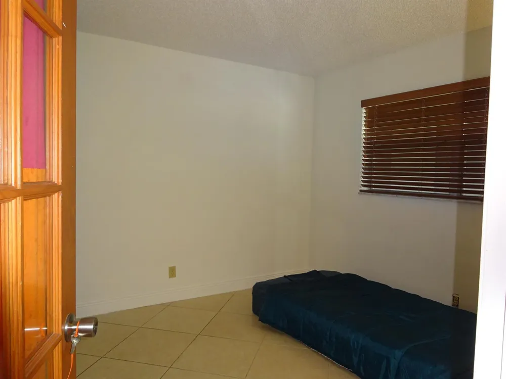 605 S STATE ROAD 7 #2D Margate, FL 33068