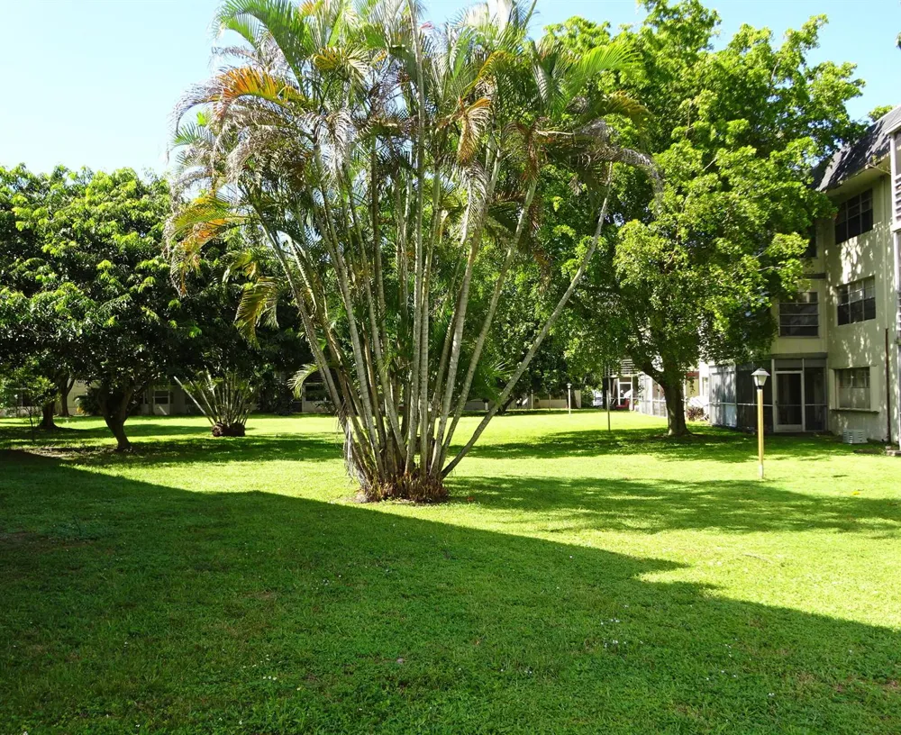 605 S STATE ROAD 7 #2D Margate, FL 33068