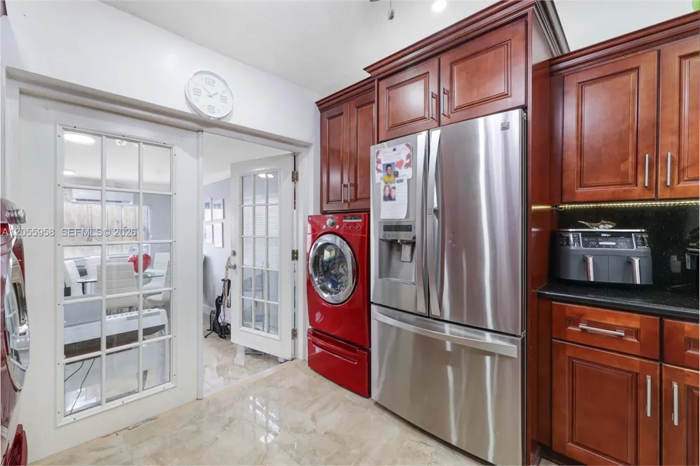 11425 NW 88th Ct Hialeah Gardens, FL 33018
