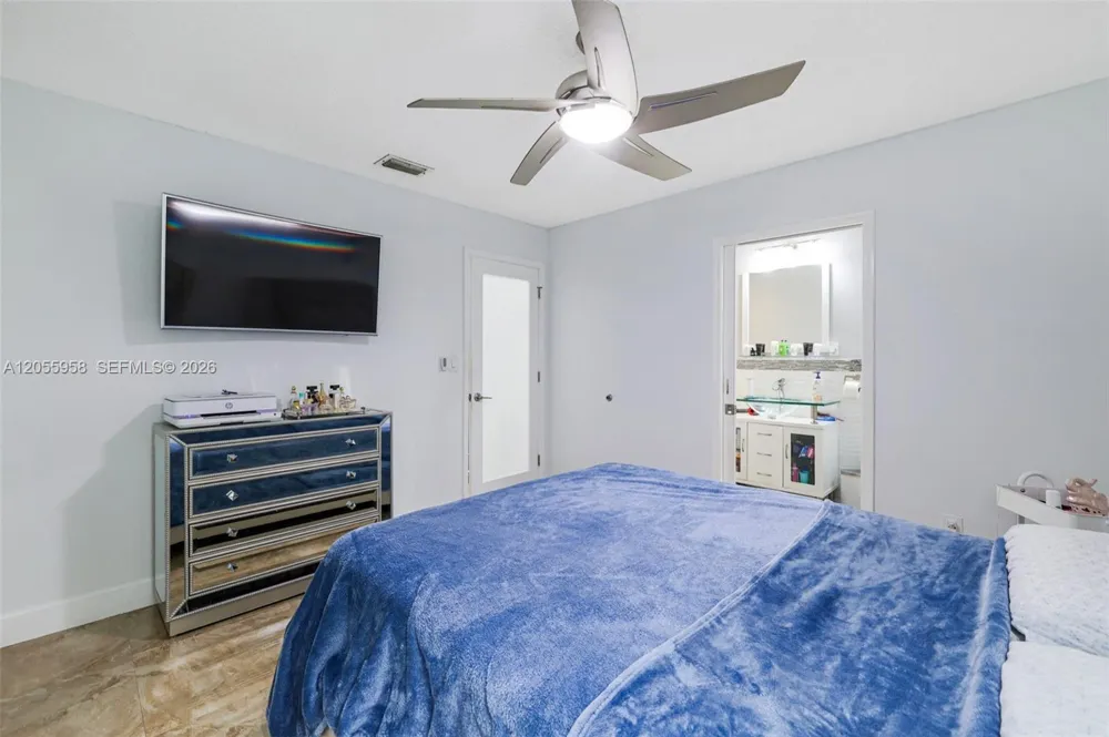 11425 NW 88th Ct Hialeah Gardens, FL 33018
