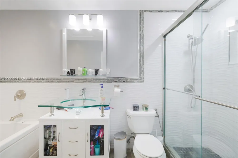 11425 NW 88th Ct Hialeah Gardens, FL 33018