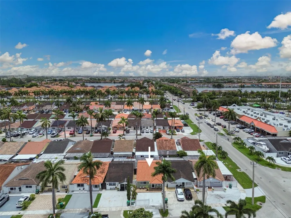 11425 NW 88th Ct Hialeah Gardens, FL 33018