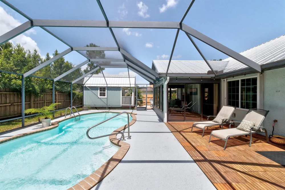 843 Vocelle Avenue Sebastian, FL 32958