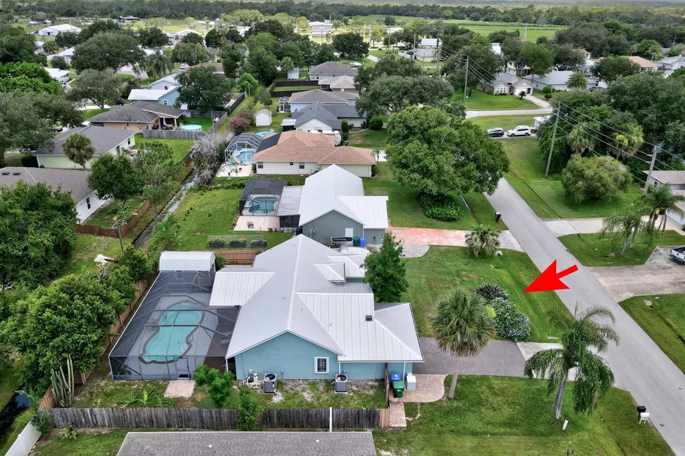 843 Vocelle Avenue Sebastian, FL 32958