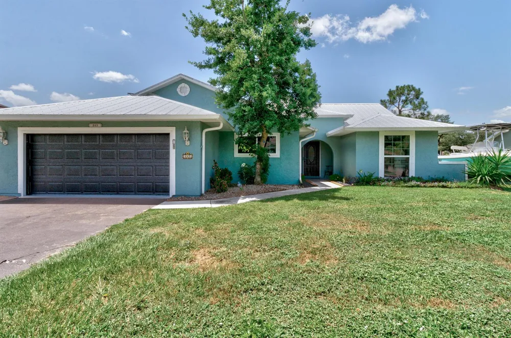 843 Vocelle Avenue Sebastian, FL 32958