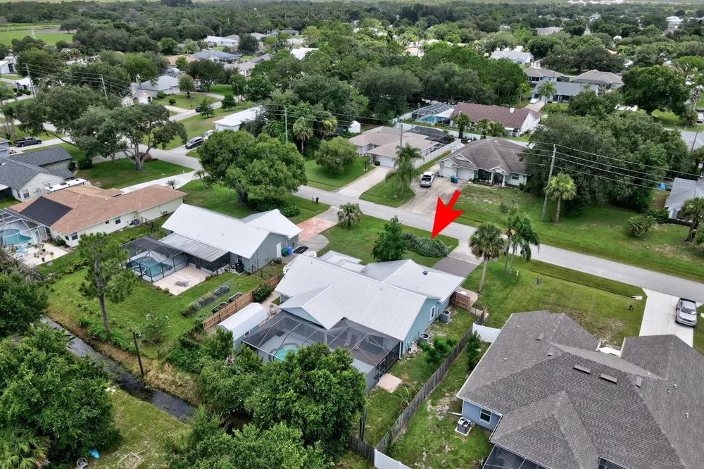 843 Vocelle Avenue Sebastian, FL 32958