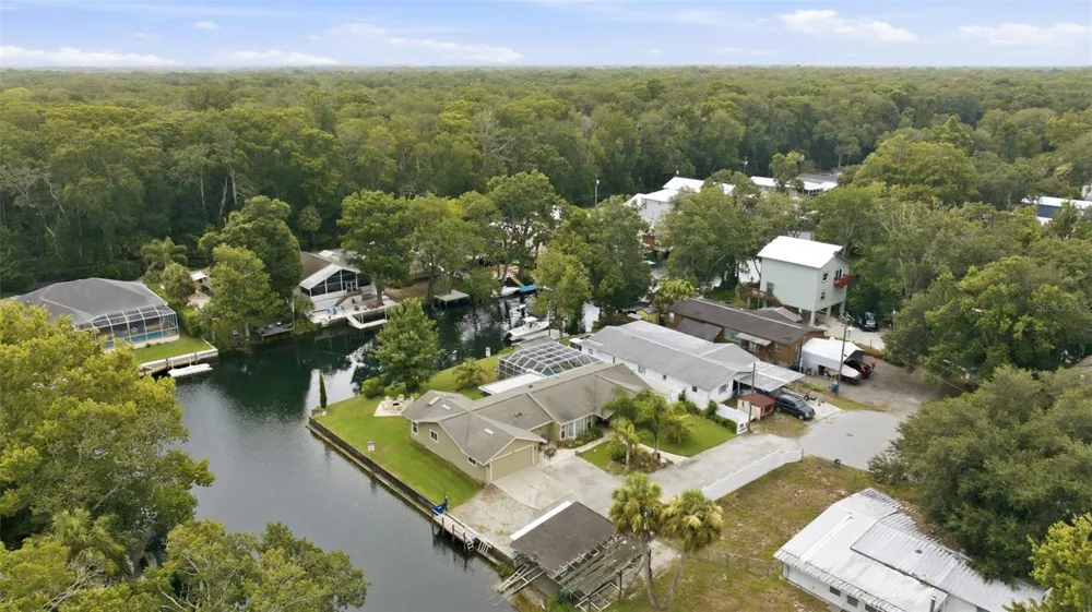 6355 SEBRING STREET Weeki Wachee, FL 34607