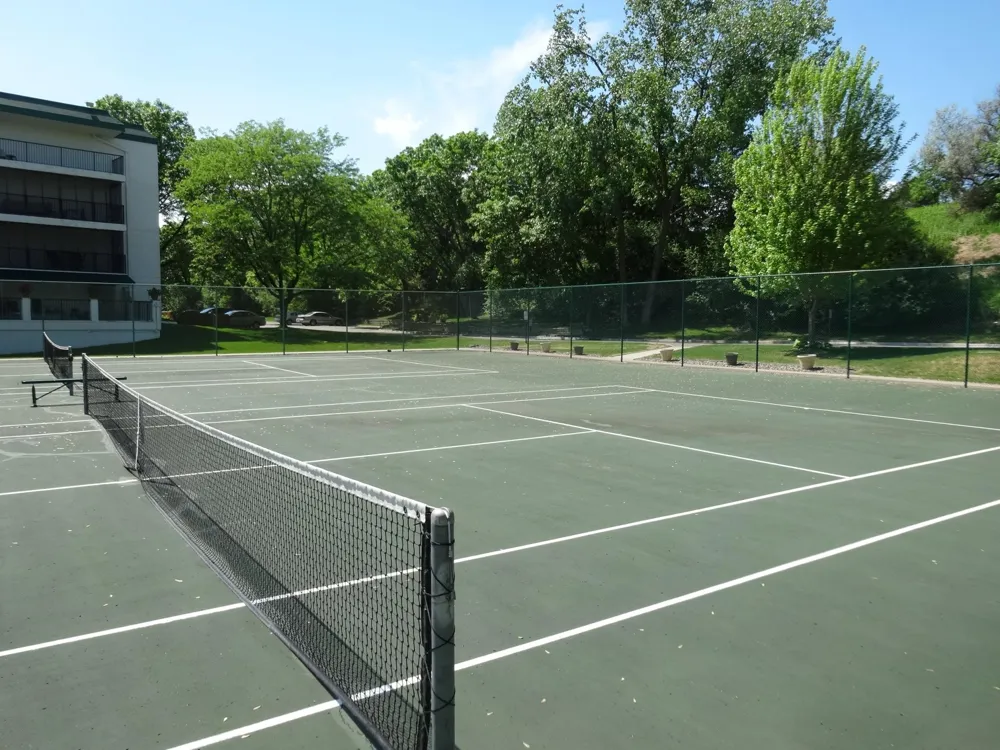 10511 Cedar Lake Road #503 Hopkins, MN 55305