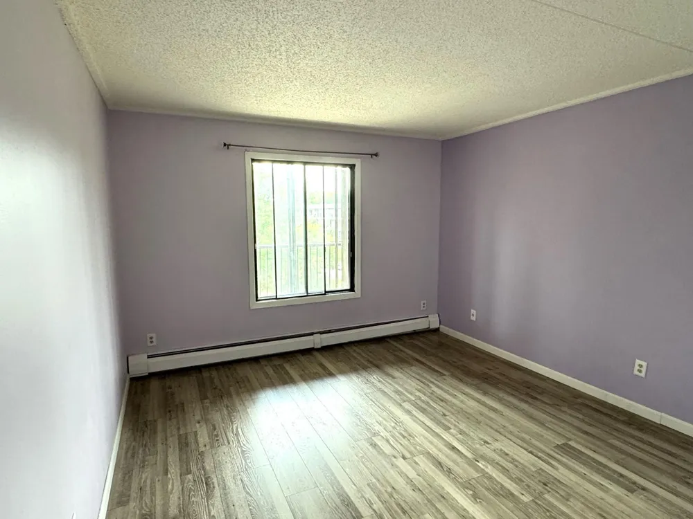 10511 Cedar Lake Road #503 Hopkins, MN 55305