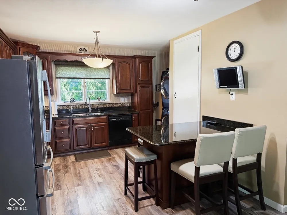 215 College Street Rockville, IN 47872