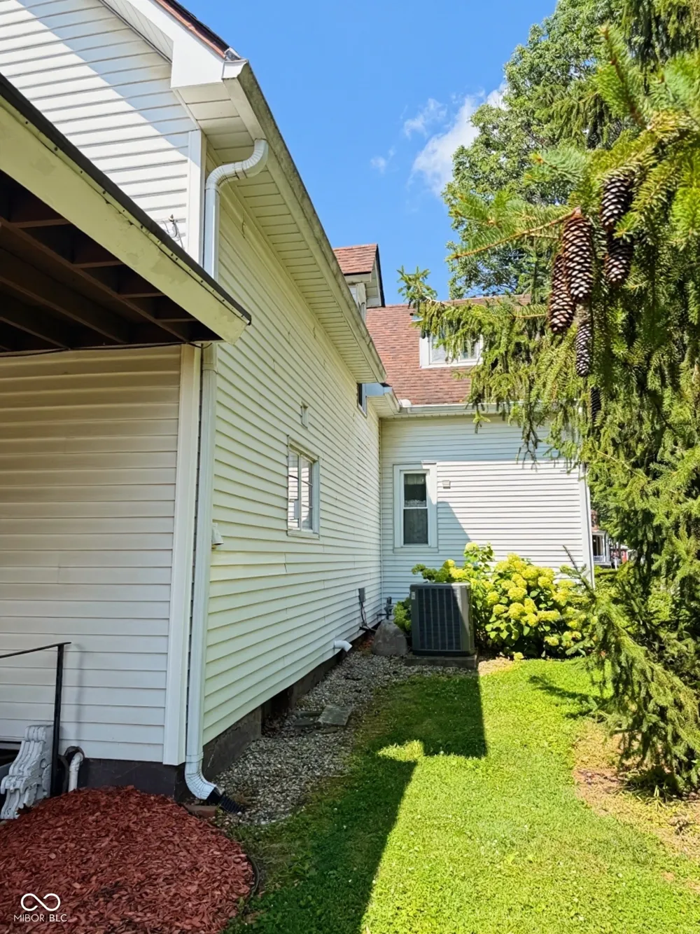 215 College Street Rockville, IN 47872