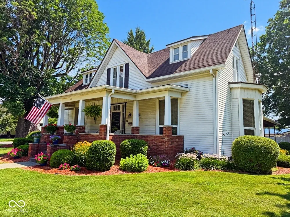 215 College Street Rockville, IN 47872