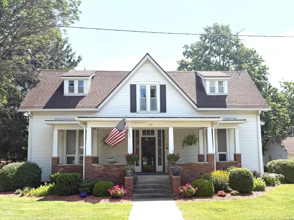 215 College Street Rockville, IN 47872