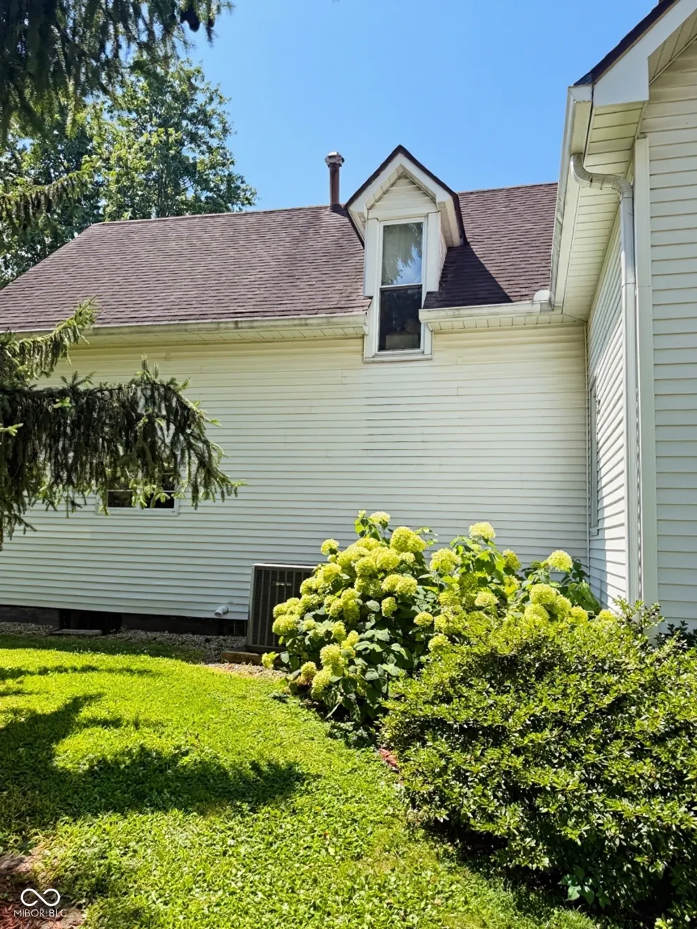 215 College Street Rockville, IN 47872