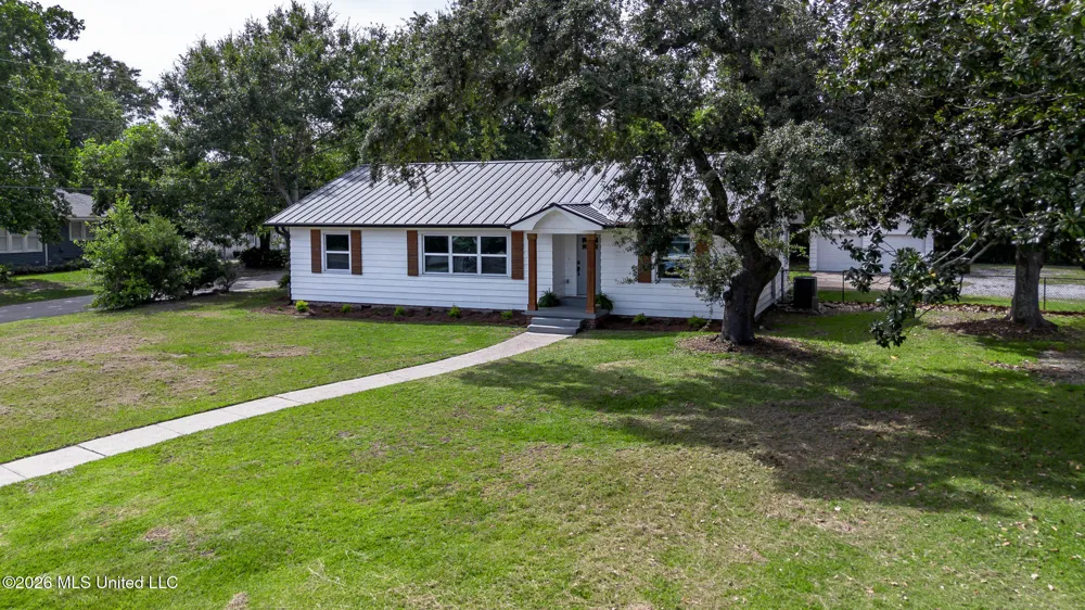 200 E 2nd Street Long Beach, MS 39560
