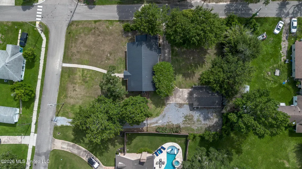 200 E 2nd Street Long Beach, MS 39560