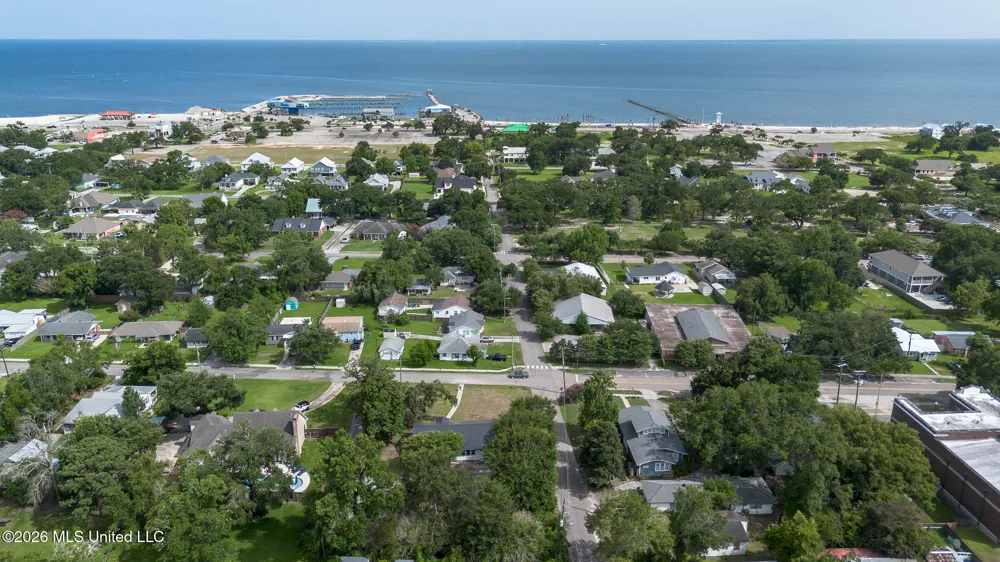200 E 2nd Street Long Beach, MS 39560