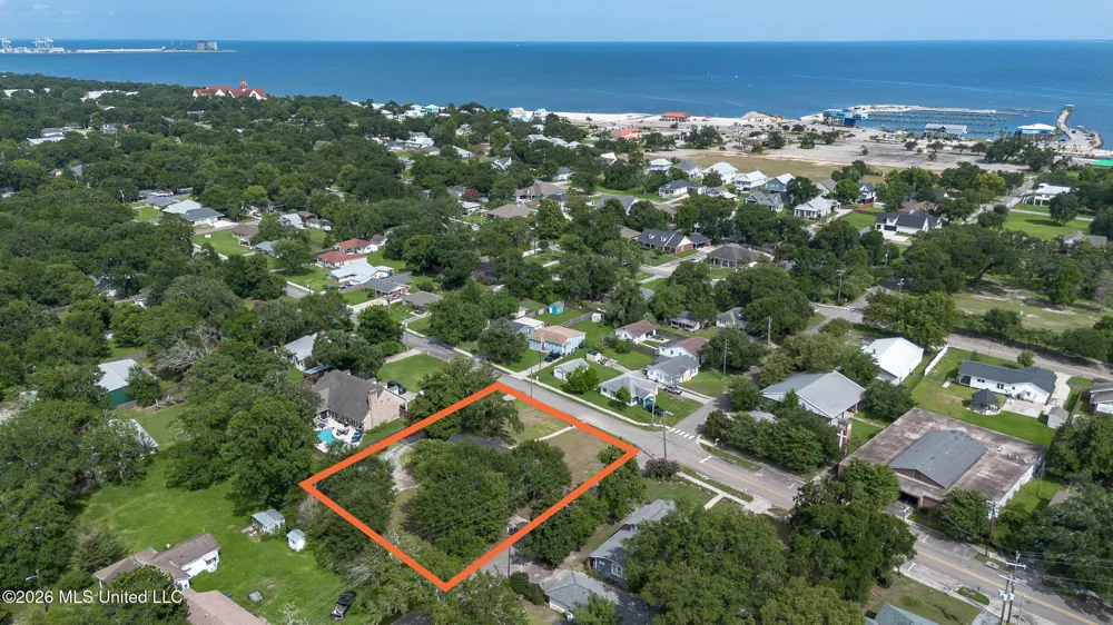 200 E 2nd Street Long Beach, MS 39560