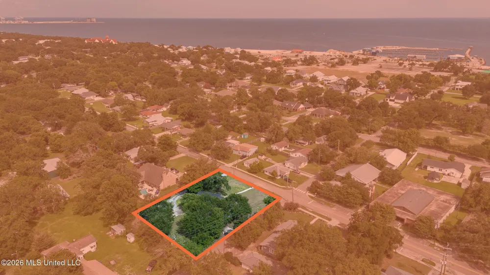 200 E 2nd Street Long Beach, MS 39560
