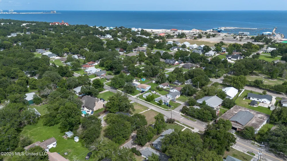 200 E 2nd Street Long Beach, MS 39560