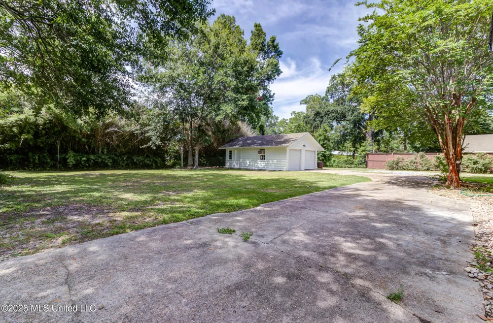 200 E 2nd Street Long Beach, MS 39560