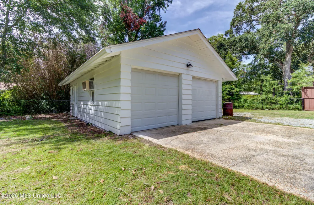 200 E 2nd Street Long Beach, MS 39560