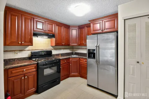 258 Kempsey Drive