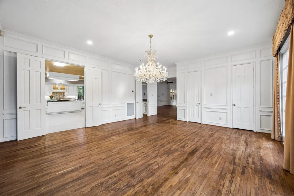 10 Stillforest Street Piney Point Village, TX 77024
