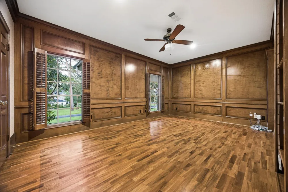 10 Stillforest Street Piney Point Village, TX 77024