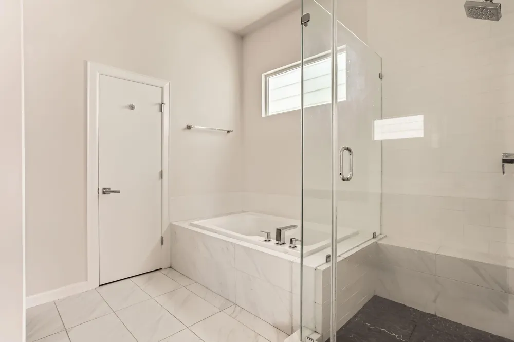 126 Pierce Street Houston, TX 77002