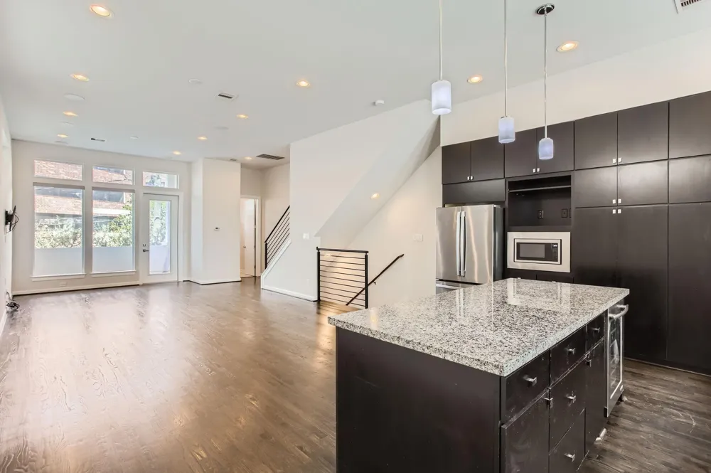 126 Pierce Street Houston, TX 77002