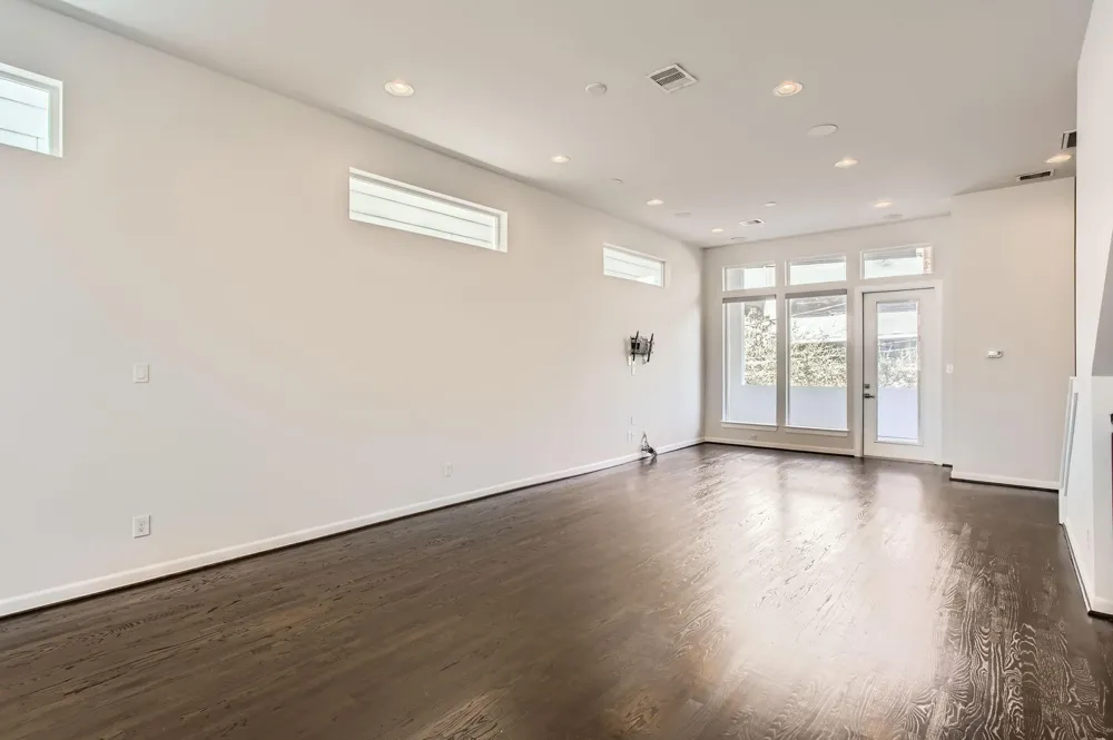 126 Pierce Street Houston, TX 77002