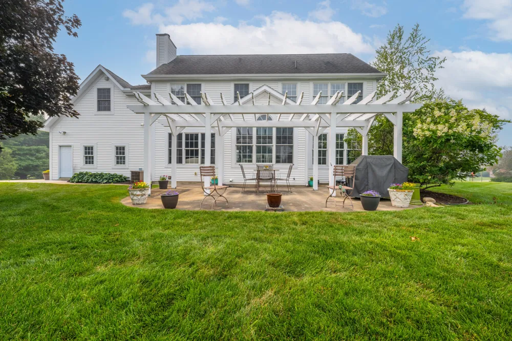103 Bridle Path Lane Niles, MI 49120