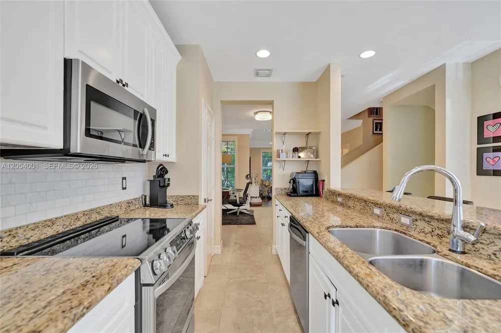 2726 Old Florida Trail Wilton Manors, FL 33334