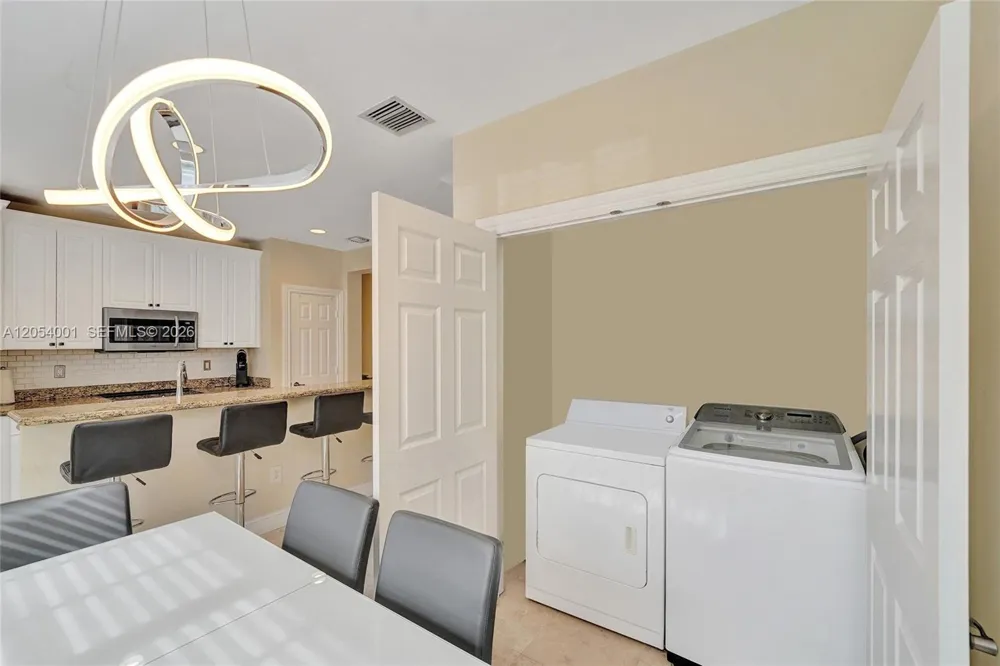 2726 Old Florida Trail Wilton Manors, FL 33334