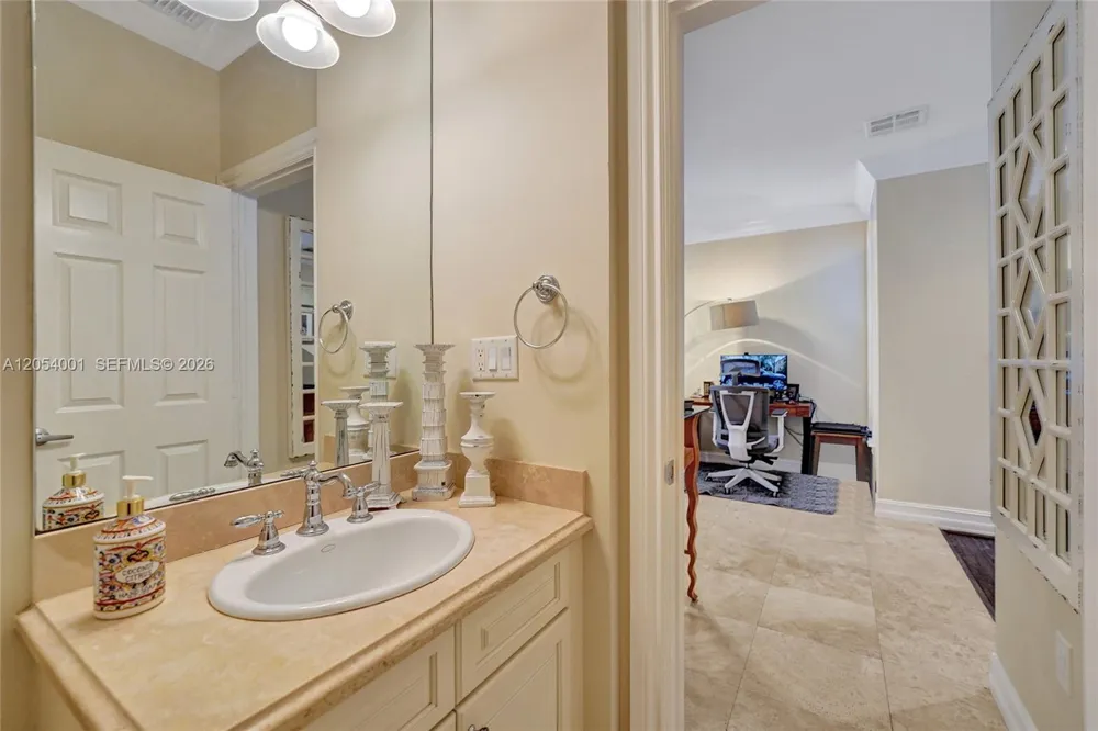 2726 Old Florida Trail Wilton Manors, FL 33334