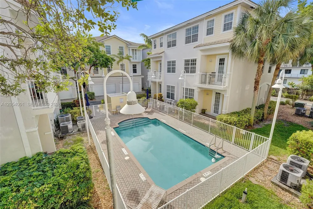 2726 Old Florida Trail Wilton Manors, FL 33334