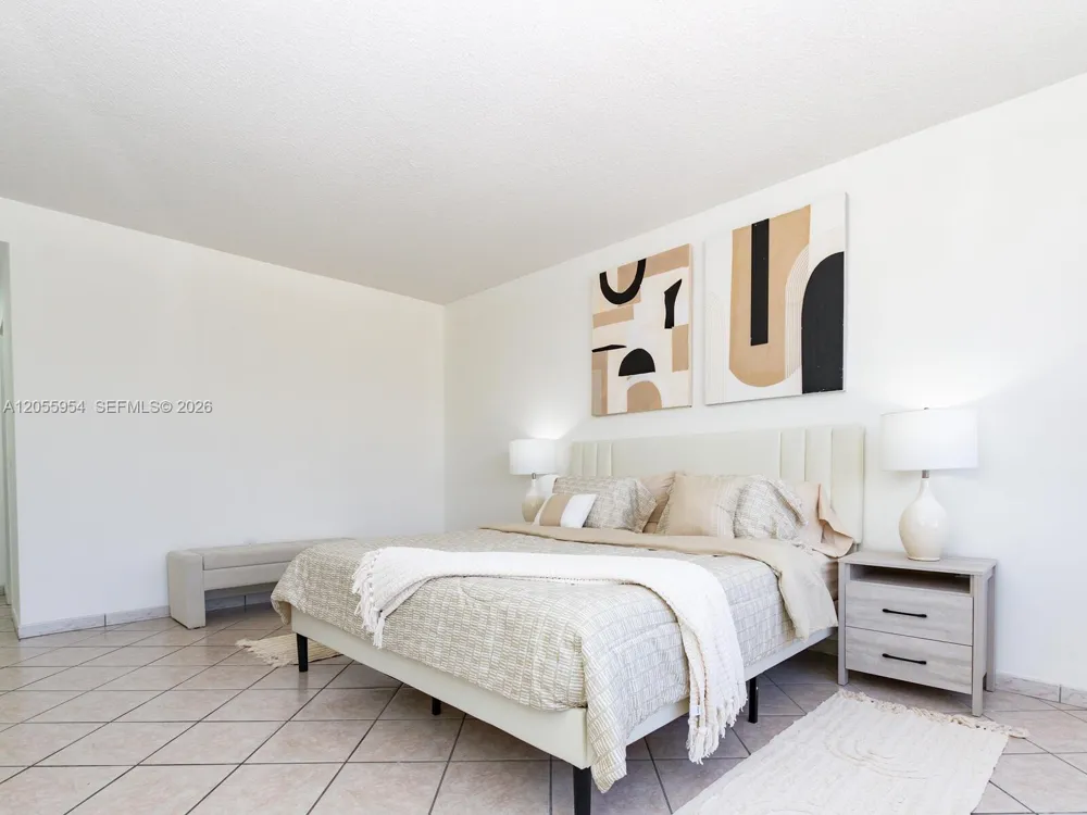 3505 S Ocean Dr #305 Hollywood, FL 33019
