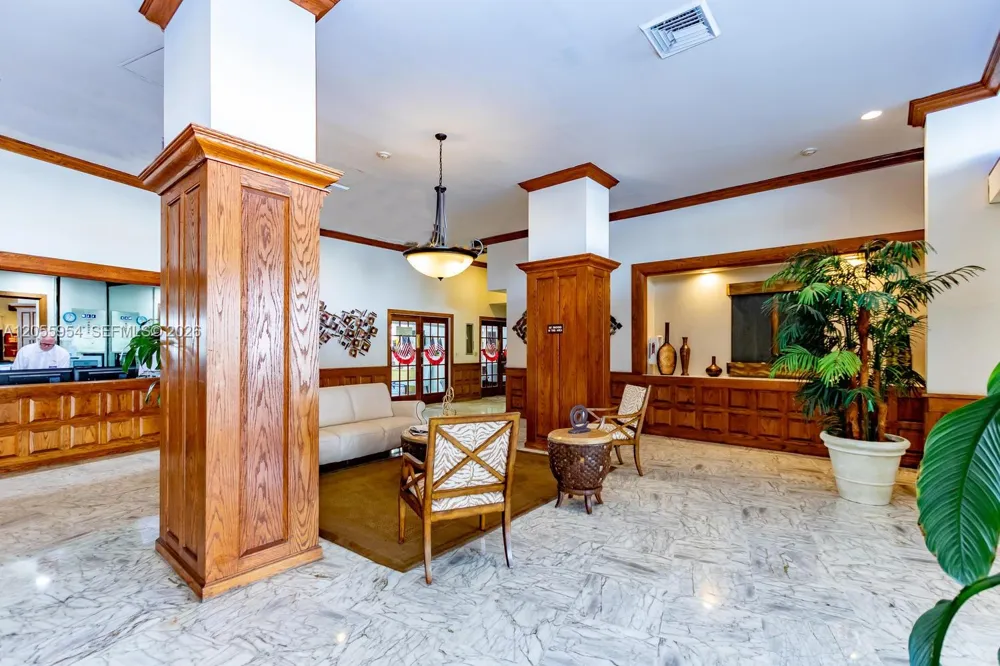 3505 S Ocean Dr #305 Hollywood, FL 33019