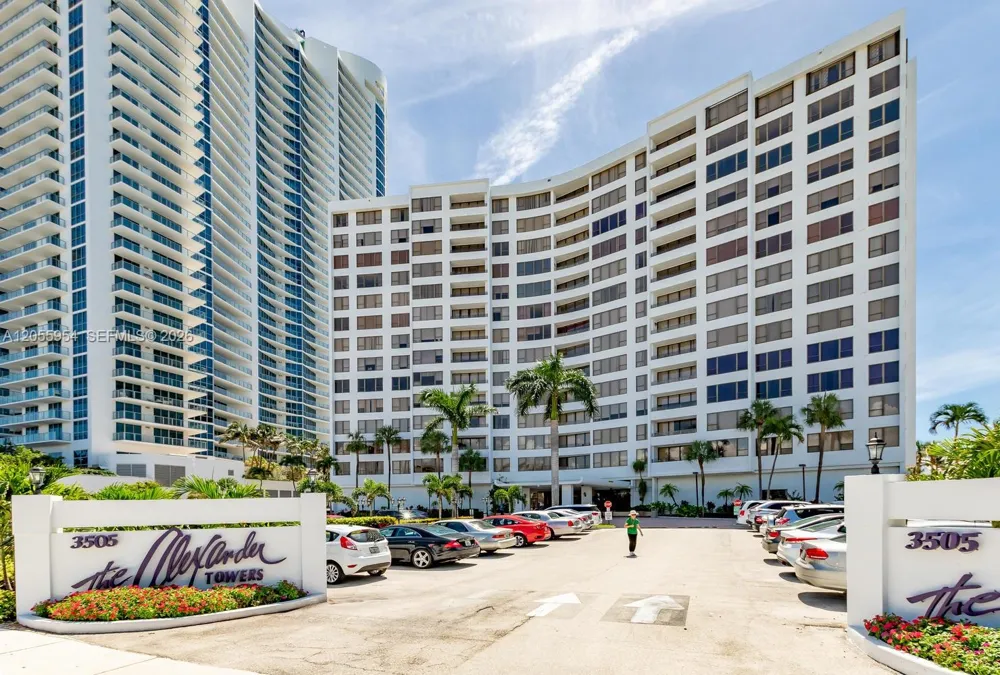 3505 S Ocean Dr #305 Hollywood, FL 33019