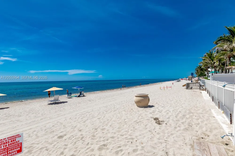 3505 S Ocean Dr #305 Hollywood, FL 33019