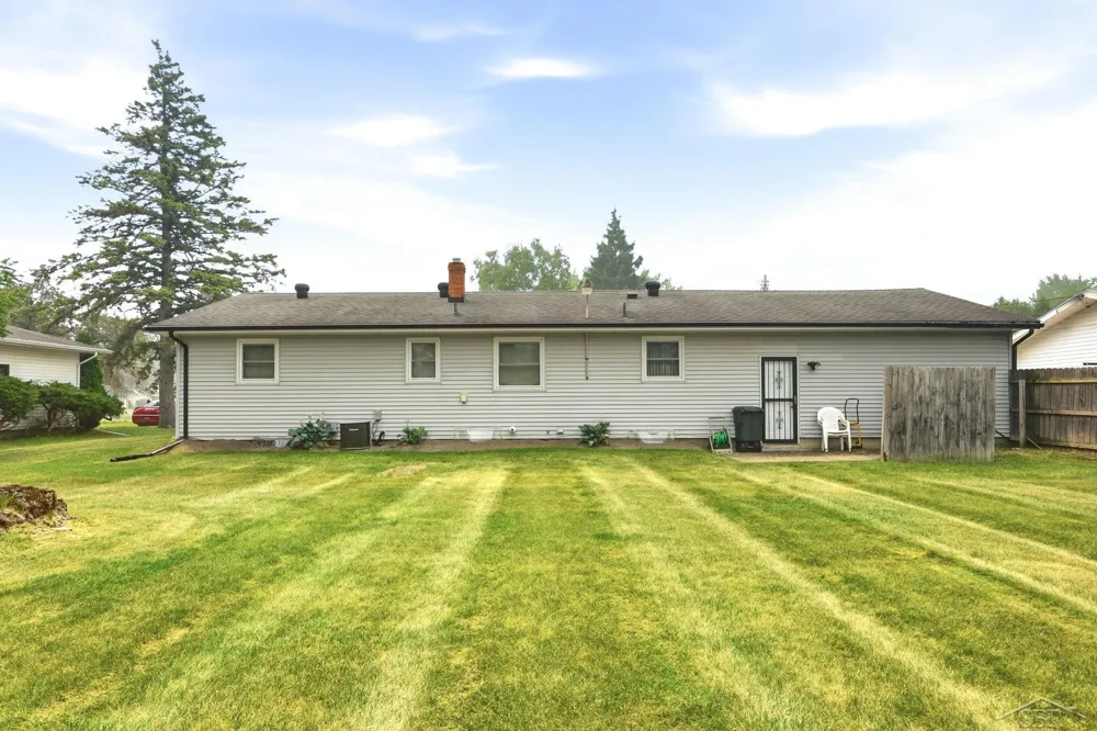 3099 Bertha Drive Buena Vista Charter Township, MI 48601