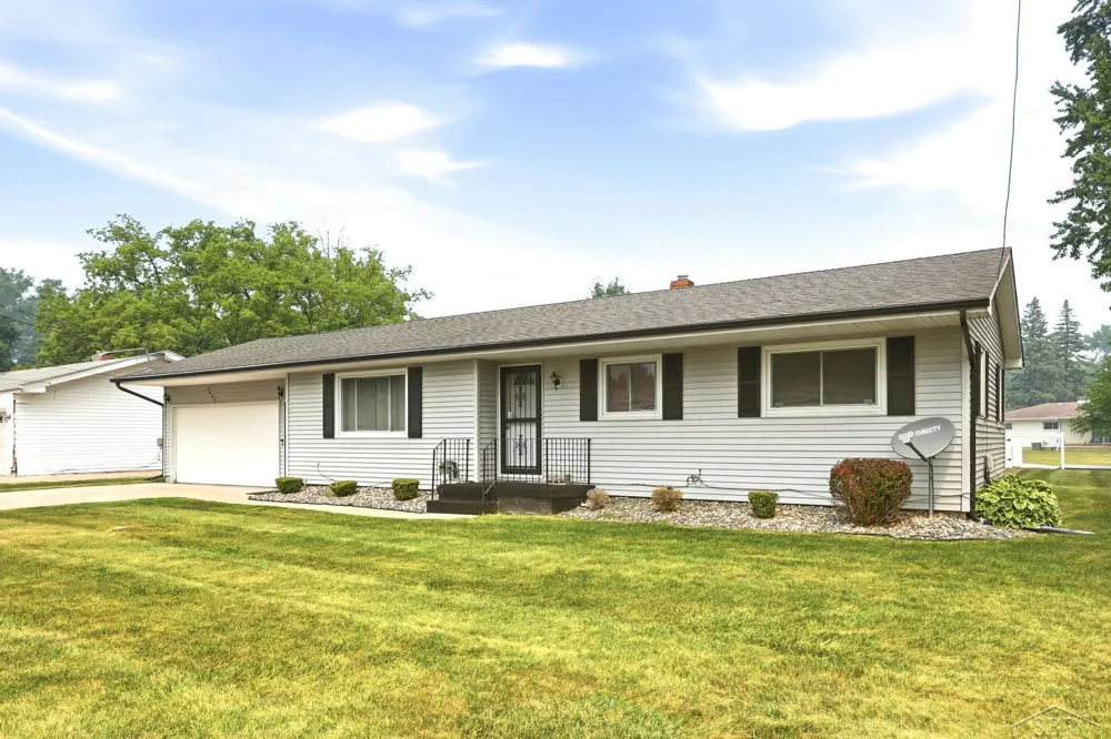 3099 Bertha Drive Buena Vista Charter Township, MI 48601