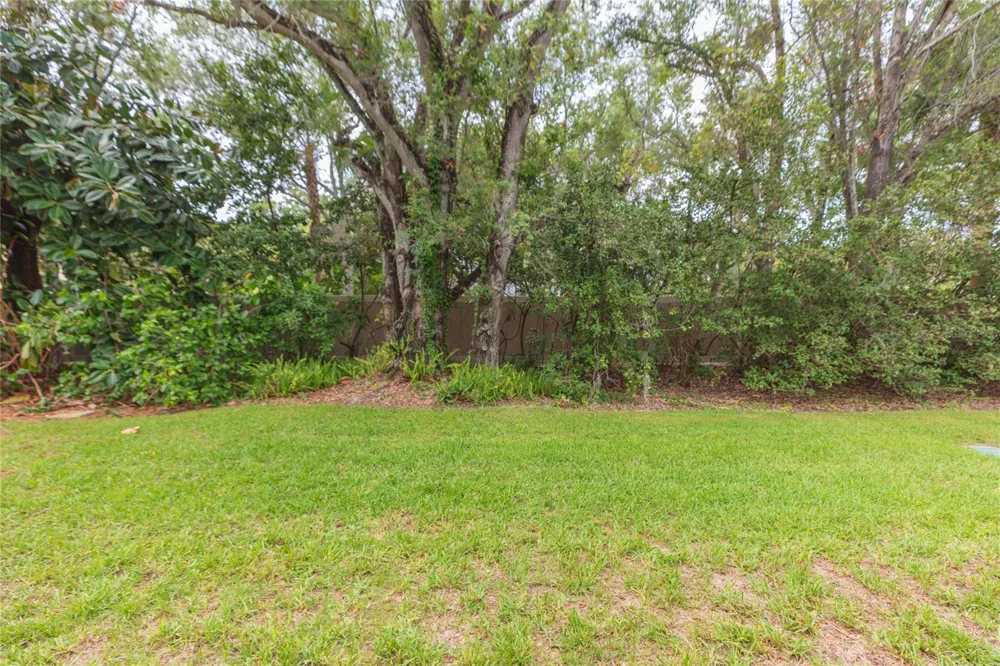 1050 STARKEY ROAD #104 Largo, FL 33771