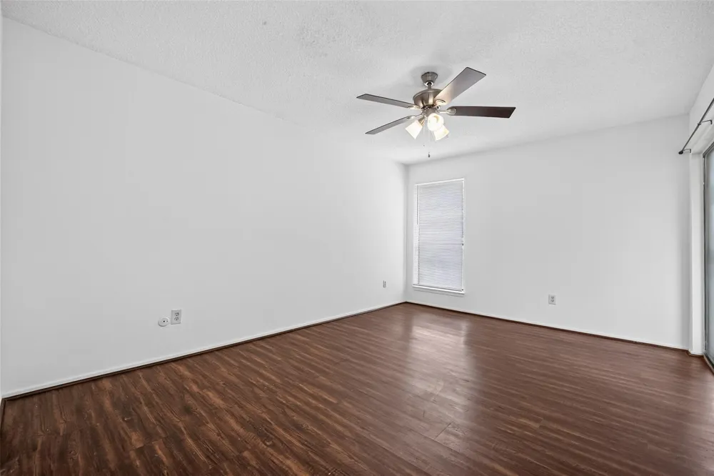9435 Pagewood Lane Houston, TX 77063