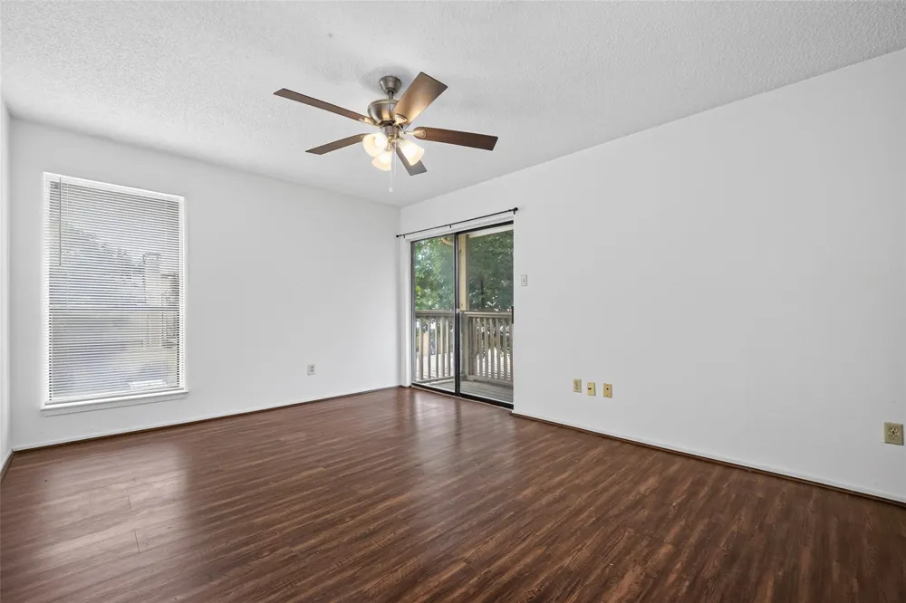9435 Pagewood Lane Houston, TX 77063
