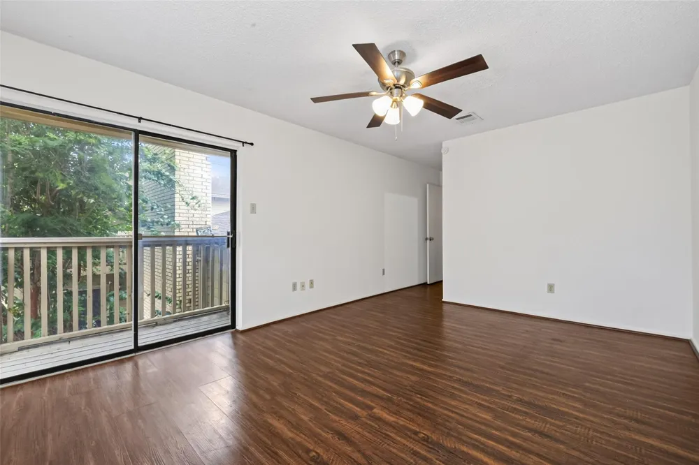 9435 Pagewood Lane Houston, TX 77063