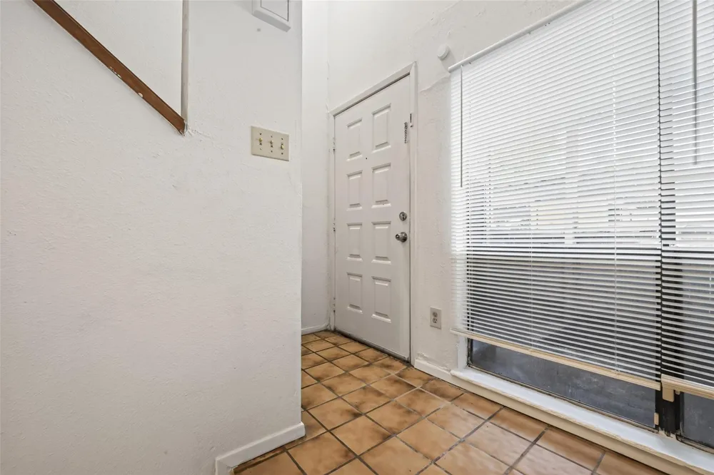 9435 Pagewood Lane Houston, TX 77063