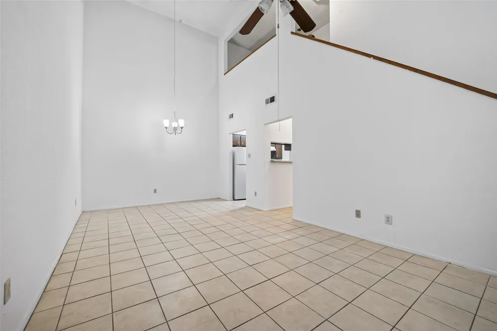 9435 Pagewood Lane Houston, TX 77063