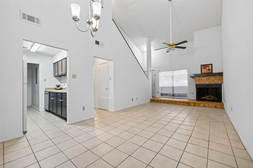 9435 Pagewood Lane Houston, TX 77063